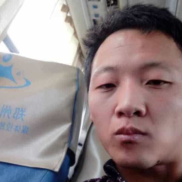35岁岁河南单身帅哥 - 黄山吉缘网
