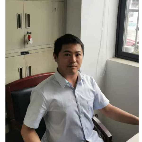 35岁岁河南单身帅哥 - 黄山吉缘网