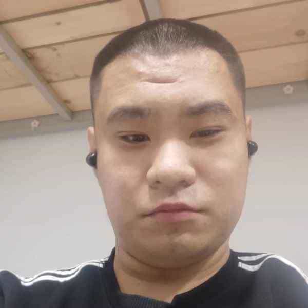 25岁岁山东单身帅哥 - 黄山吉缘网