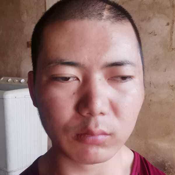 35岁岁云南单身帅哥 - 黄山吉缘网